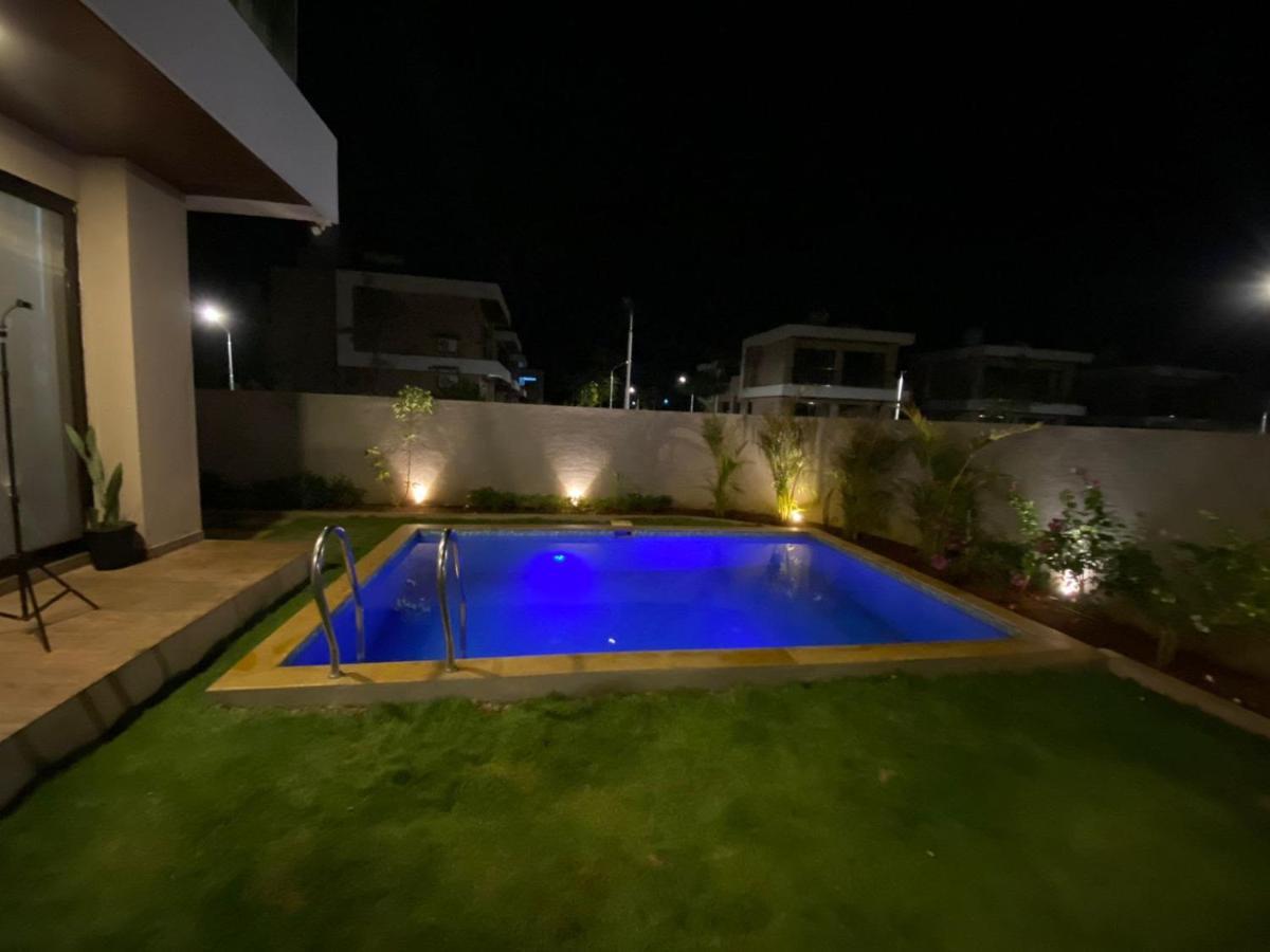 Casa Del Capitan-2Bhk With Private Pool & Lawn. Villa Karjat Bagian luar foto